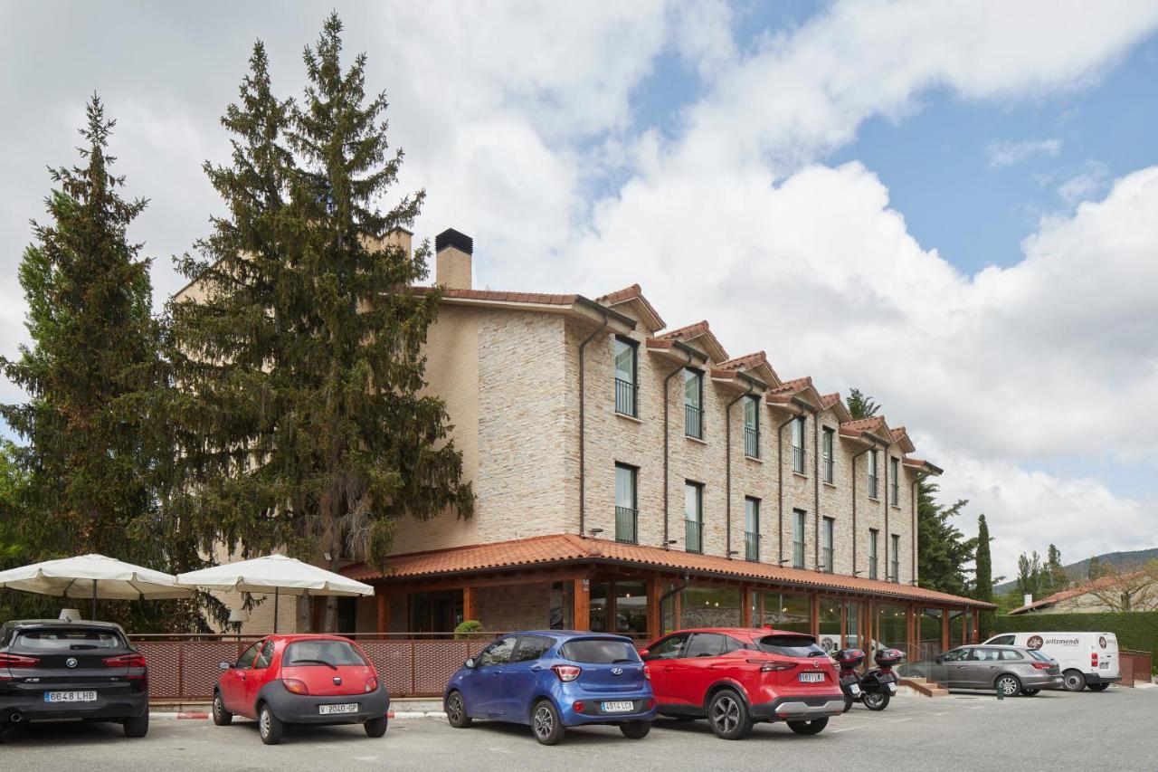 Hotel Iriguibel Huarte Pamplona Exteriör bild